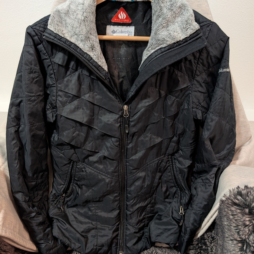 Columbia Women's Black Ski Jacket with Gray Lining
